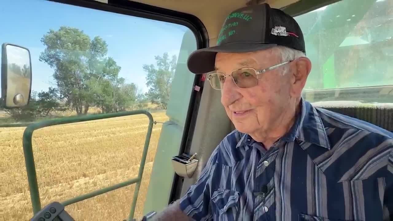 Three Generations of Sailer Family Unite for North Dakota Harvest