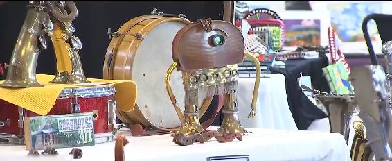 ‘Bring artists together’: Lee’s Summit organization hosts weekend art show