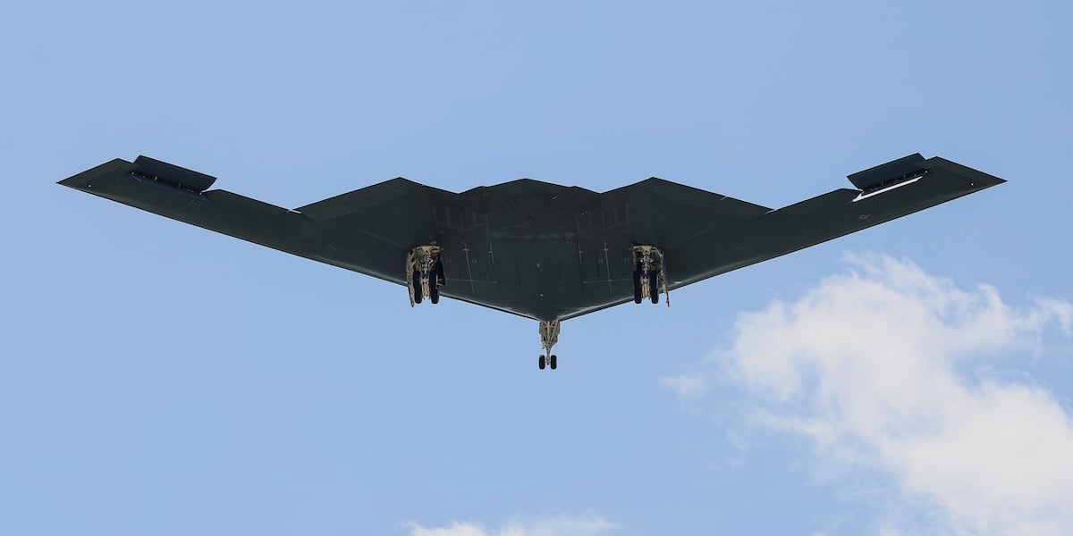 WATCH: B-2 stealth bomber from Whiteman AFB performs flyover at Trump-Putin meeting