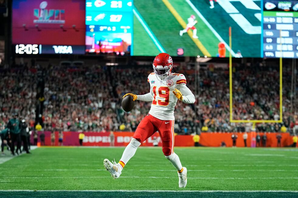 Kansas City Chiefs wide receiver Kadarius Toney (19) scores a touchdown against the...