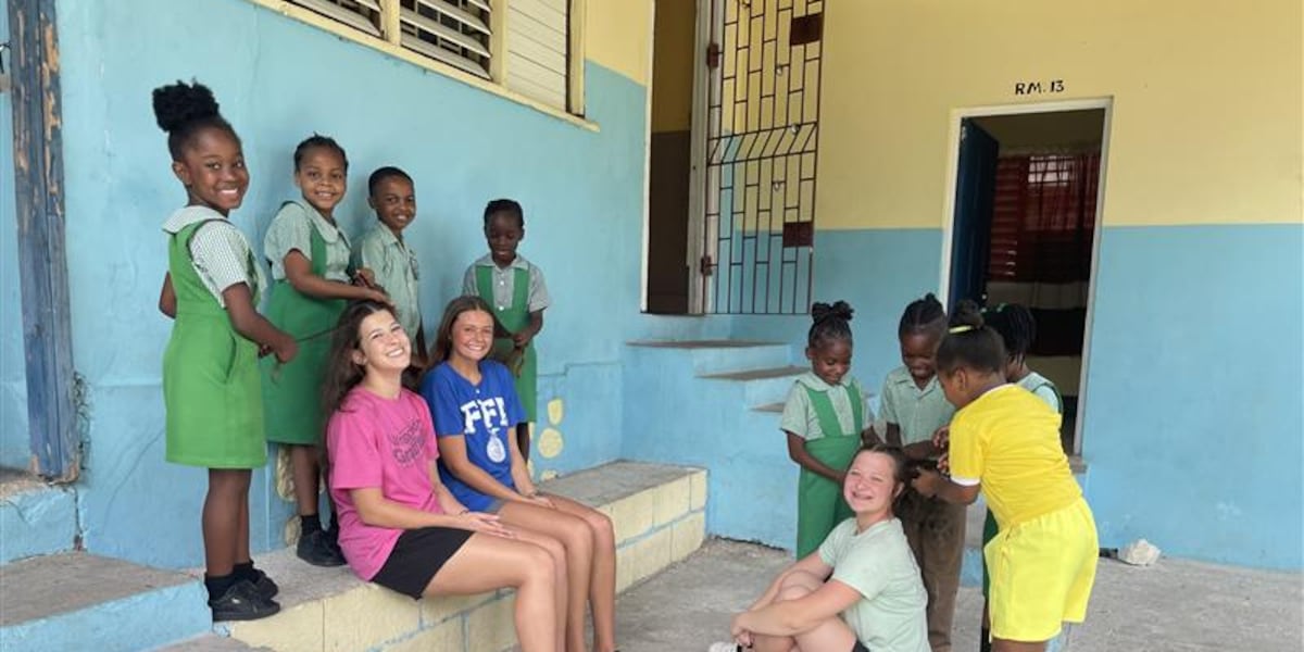 ‘Helping is helping no matter where’, Kansas City Christian seniors prepare hurricane relief mission to Jamaica