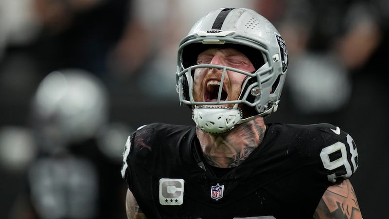 Raiders pass rusher Maxx Crosby held out of practice because of a knee injury