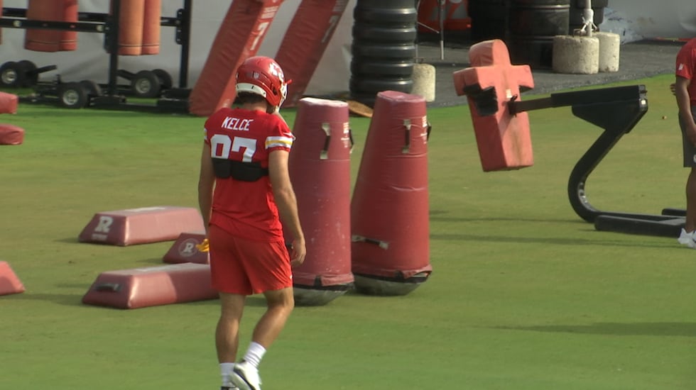 Travis Kelce took part in practice at Chiefs training camp on July 24, 2025.