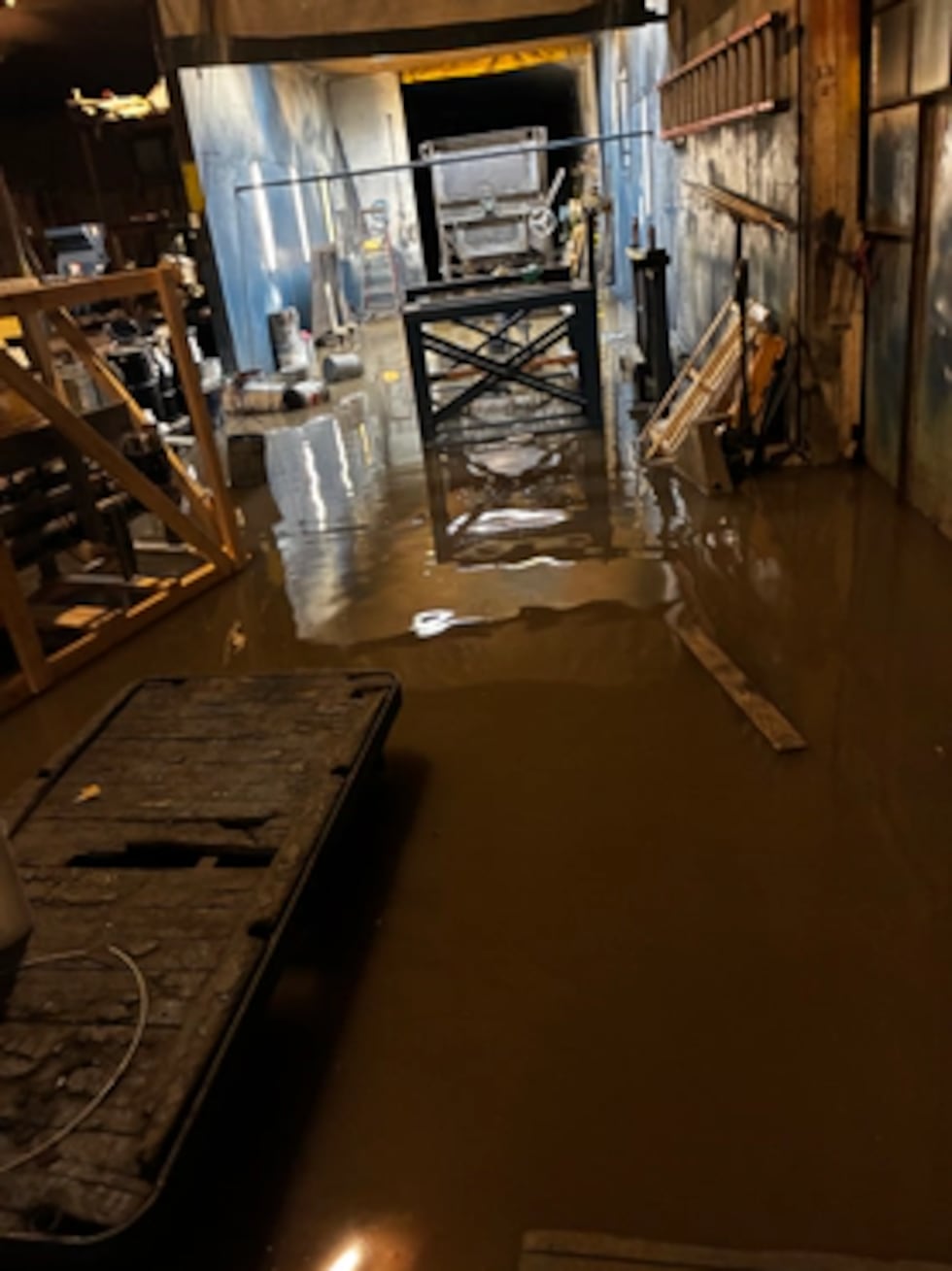 Store Flooded in Bonner Springs, Kan.