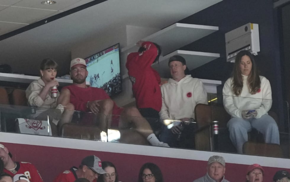 Singer Taylor Swift and her boyfriend Travis Kelce watch Game 4 of the NHL hockey Stanley Cup...