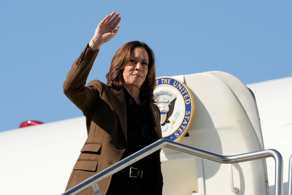 Kamala Harris está en “excelente estado de salud”, informa su médico.