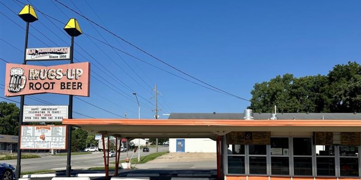Nostalgic Missouri drive-in celebrates 70 years of serving up root beer and burgers