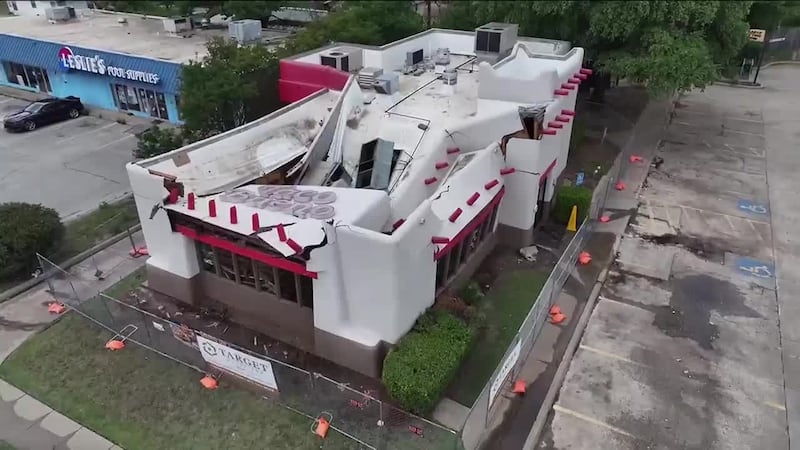 Wacoan reflects on the moments when Taco Bueno’s roof collapsed near feet