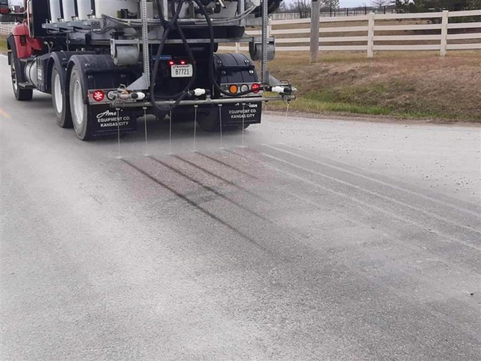 Crews prepare for incoming winter weather on Jan. 2, 2025.