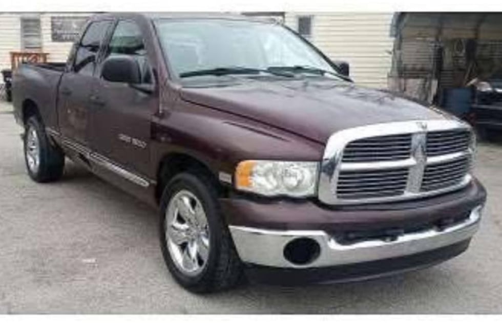 Pickup similar to that believed to be driven by Ronnie Howell, Jr.