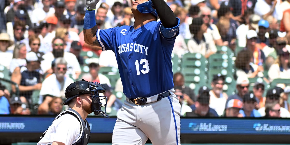 Salvador Perez Sets New Bar: Breaking Kansas City Royals All-Time Home Run Record