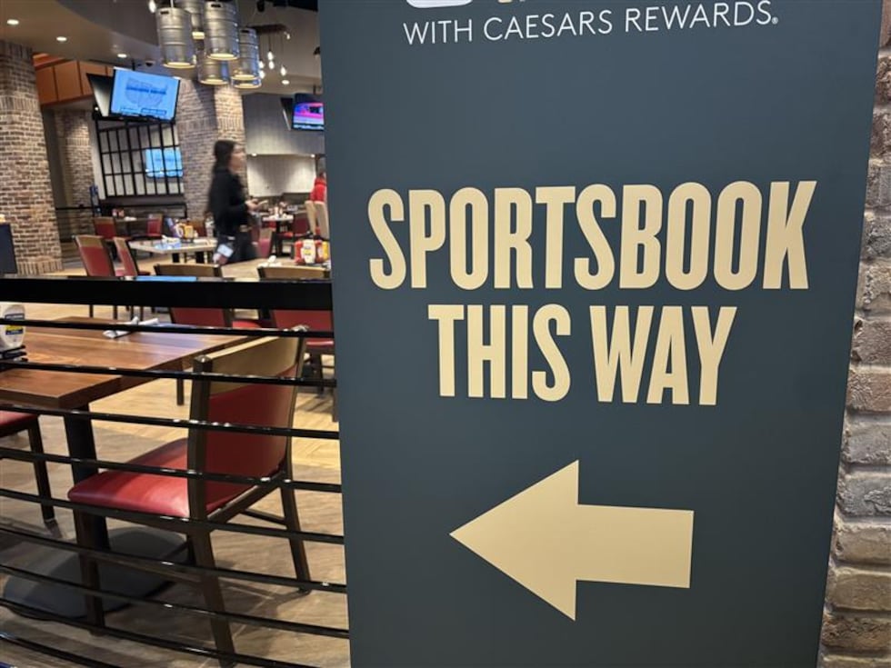 Sports betting officially launched across Missouri Monday morning, allowing fans to place...
