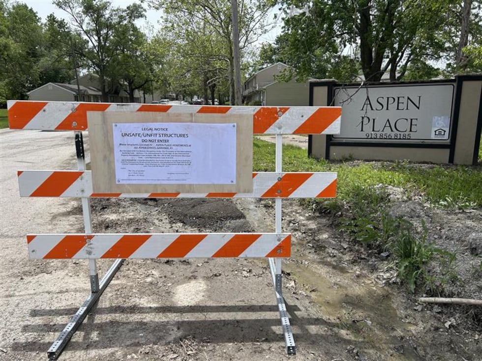 GARDNER, Kan. -- City leaders notified dozens of people living at Aspen Place apartments they...