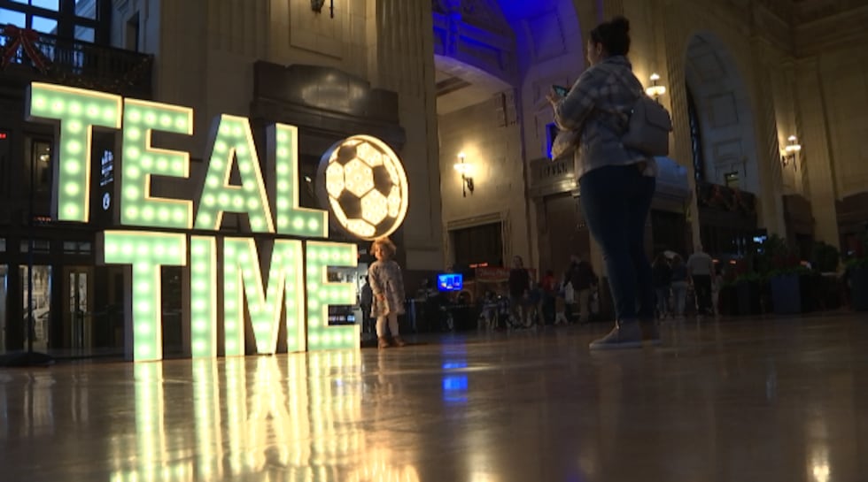 It's 'Teal Time' in Kansas City ahead of the KC Current's first home playoff match in KC...