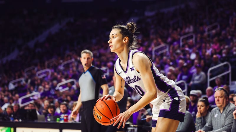 Gisela Sanchez scores 18 as No. 4 Kansas State holds off BYU 67-65