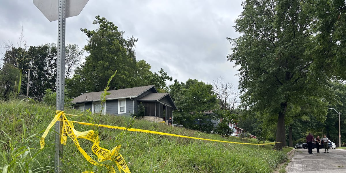 Coverage image for: Detectives closing in on suspect after woman fatally shot in Kansas City home
