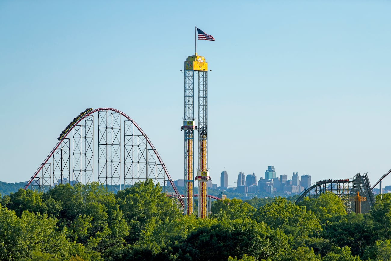 Worlds of Fun to continue chaperone policy for 2024 season