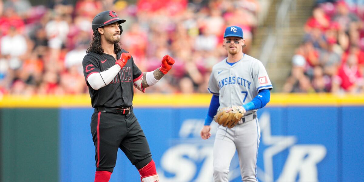 Royals trade Brady Singer to Reds in exchange for Jonathan India