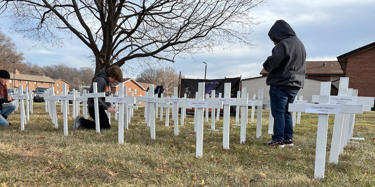 ‘This has got to stop,’: 164 crosses honor Kansas City area homicide victims
