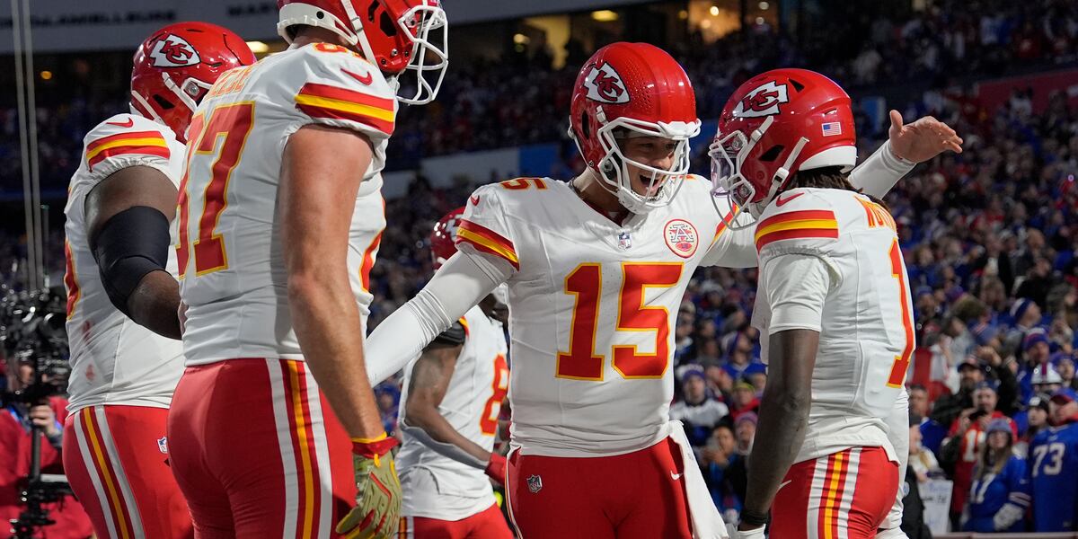 Chiefs Third String Chiefs’ chase for perfection is over, but pursuit of a 3rd straight ...