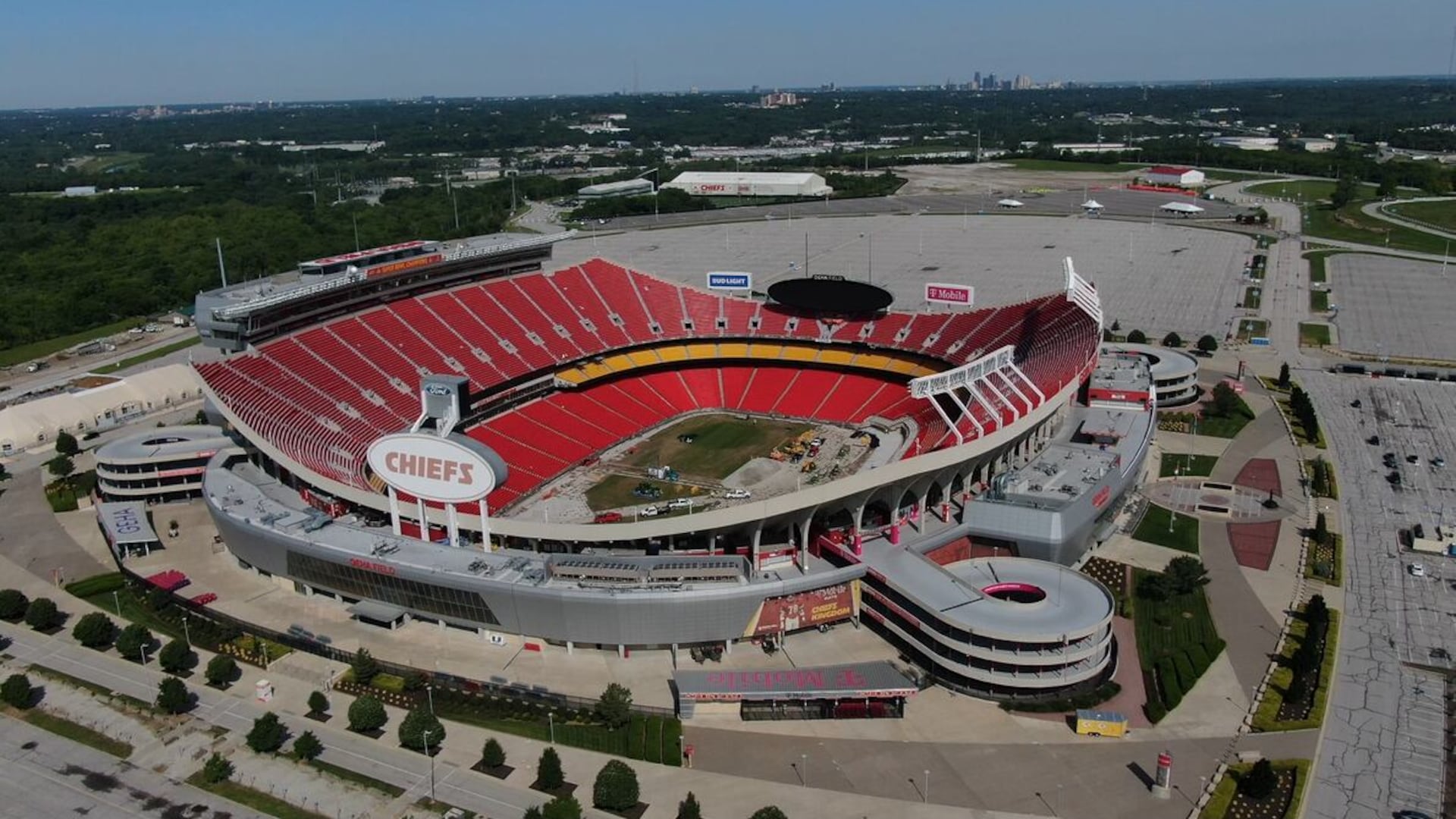 Jackson County Executive Frank White adds new stadium proposal, only for Chiefs