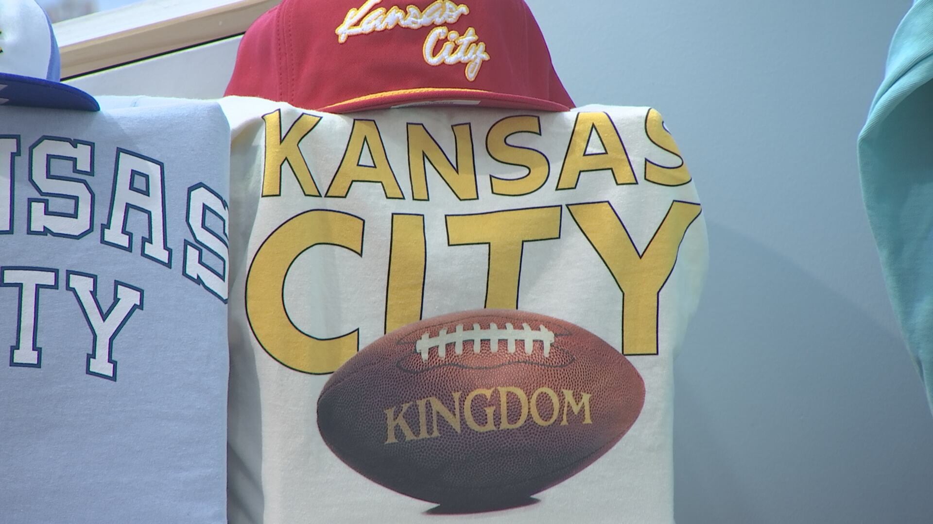 Kết thúc một kỷ nguyên: Chiefs không vào được vòng play-off, người hâm mộ và doanh nghiệp tái hợp.